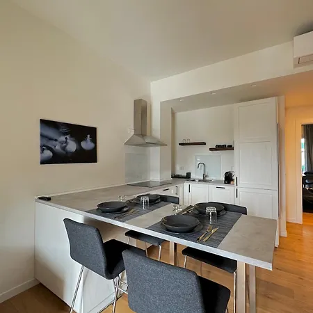 - - Life - Apartamento Milão